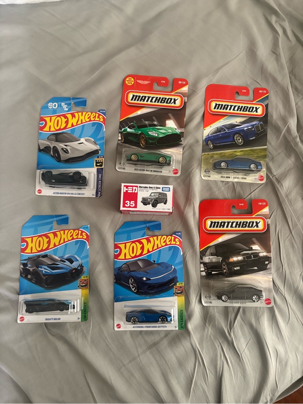 Mixed Hot Wheels & Matchbox Die-Cast Cars - Blue, Green, White, Black